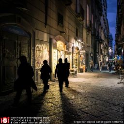 beppe lari-napoli passeggiata notturna